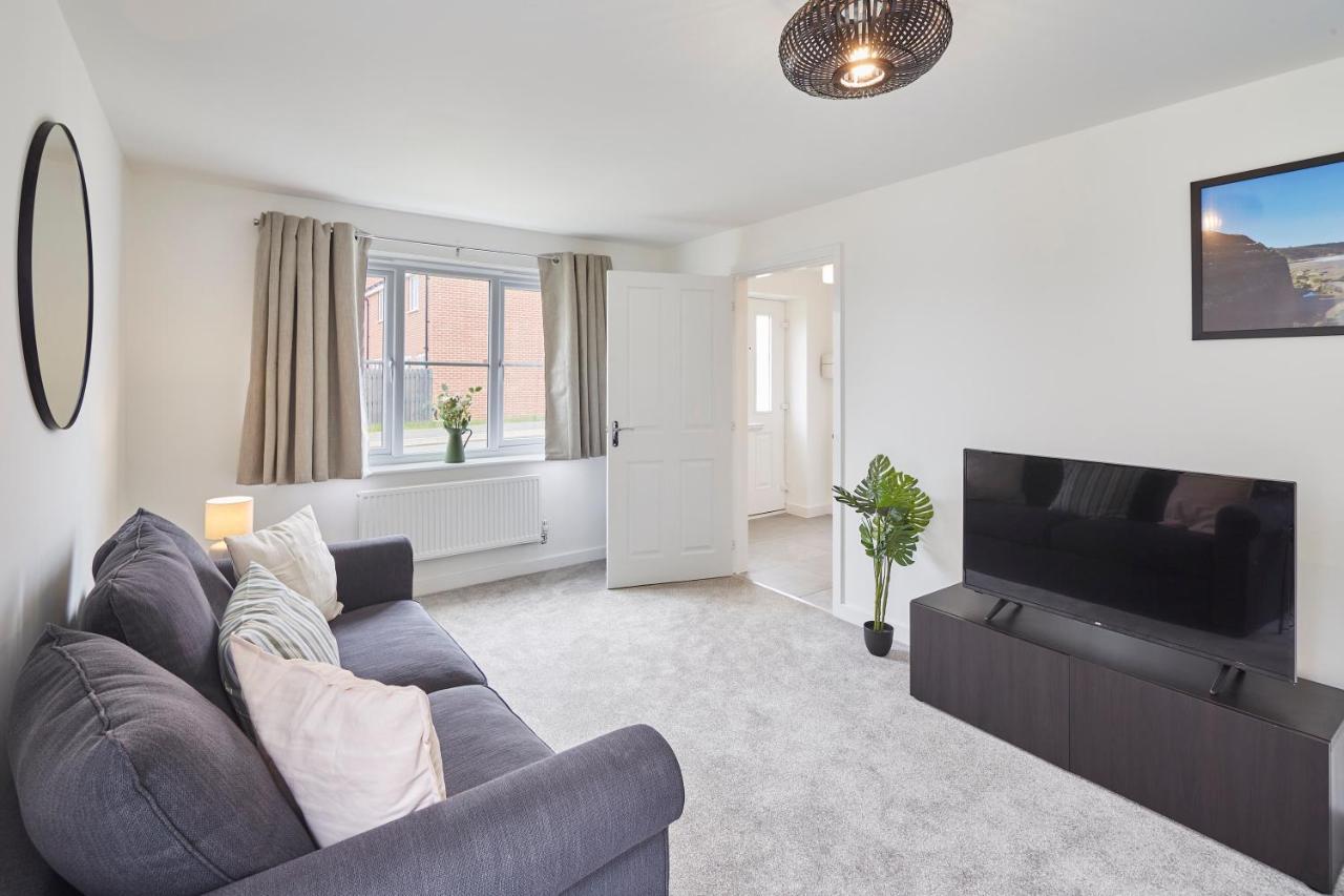 Host & Stay - Cayton Bay Cottage Exteriör bild