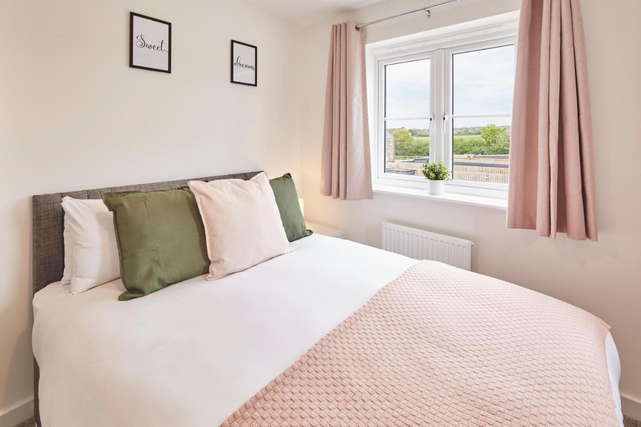 Host & Stay - Cayton Bay Cottage Exteriör bild
